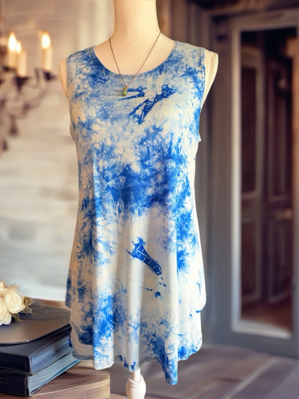 Azules SMALL Sleeveless Blue Tie-Dye Swing Tank Top